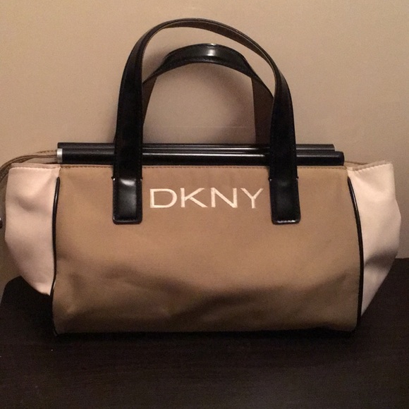 Great Description About Vintage Dkny Purse